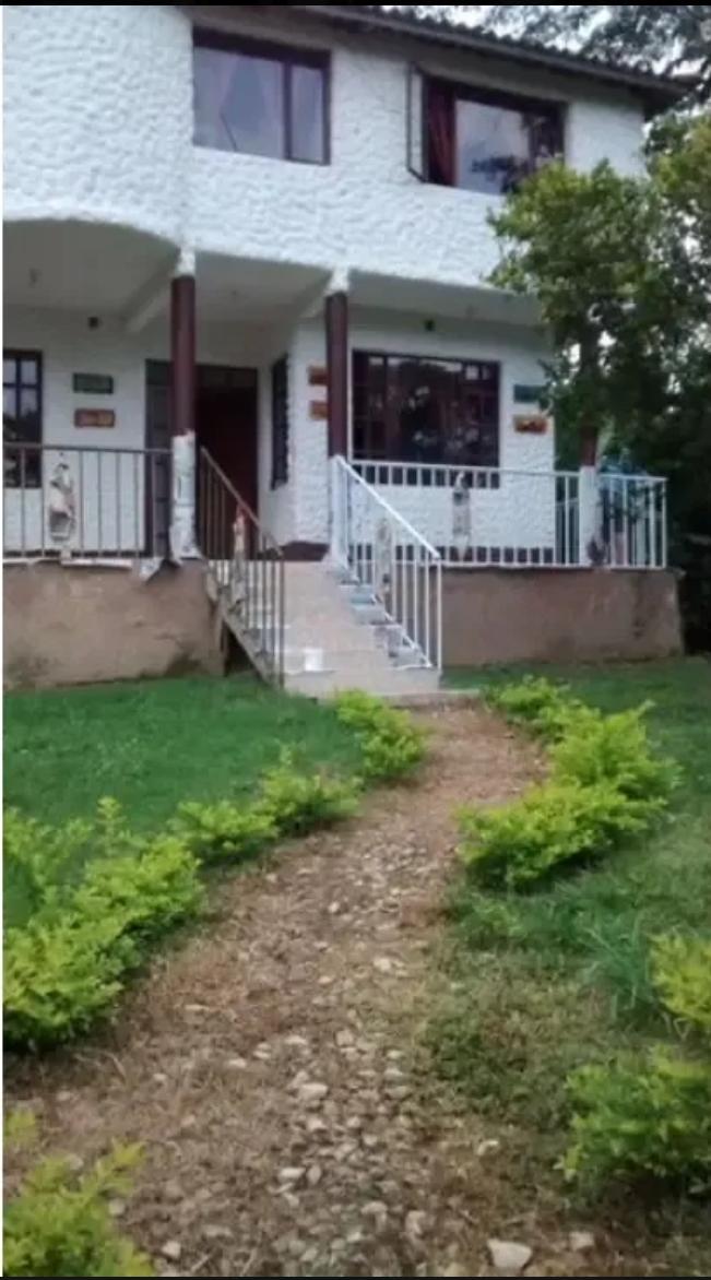 VENDO HERMOSA FINCA EN CACHIPAY CUNDINAMARCA 